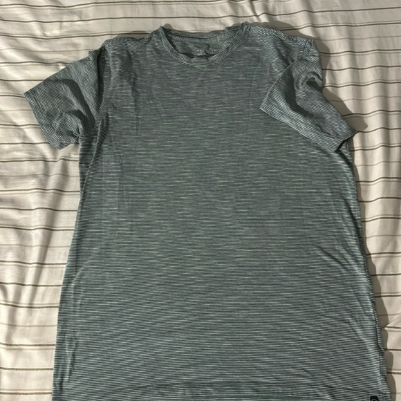 EVEN TIDE
Responsible Fredrick Texture Feeder Stripe Crew
M | Green - Picture 1 of 4